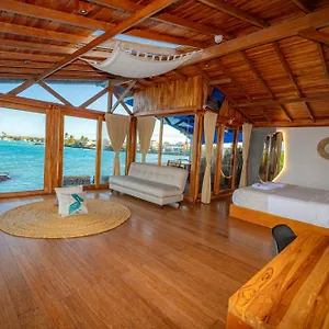 5* Hotel Blu Galapagos Sustainable Waterfront